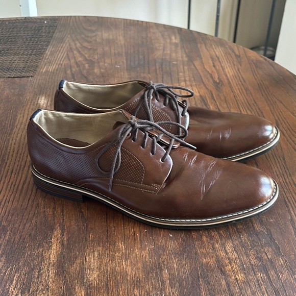 Apt. 9 Brown Leather Oxfords with Polished Finish - Picture 2 of 10
